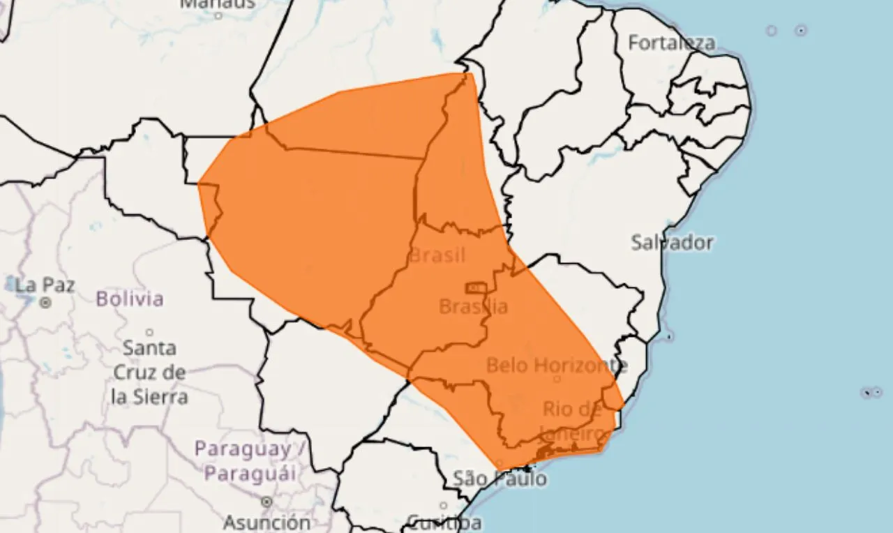 A imagem mostra as áreas em alerta para chuva intensa e ventania nas regiões centro-oeste, sudeste e sul